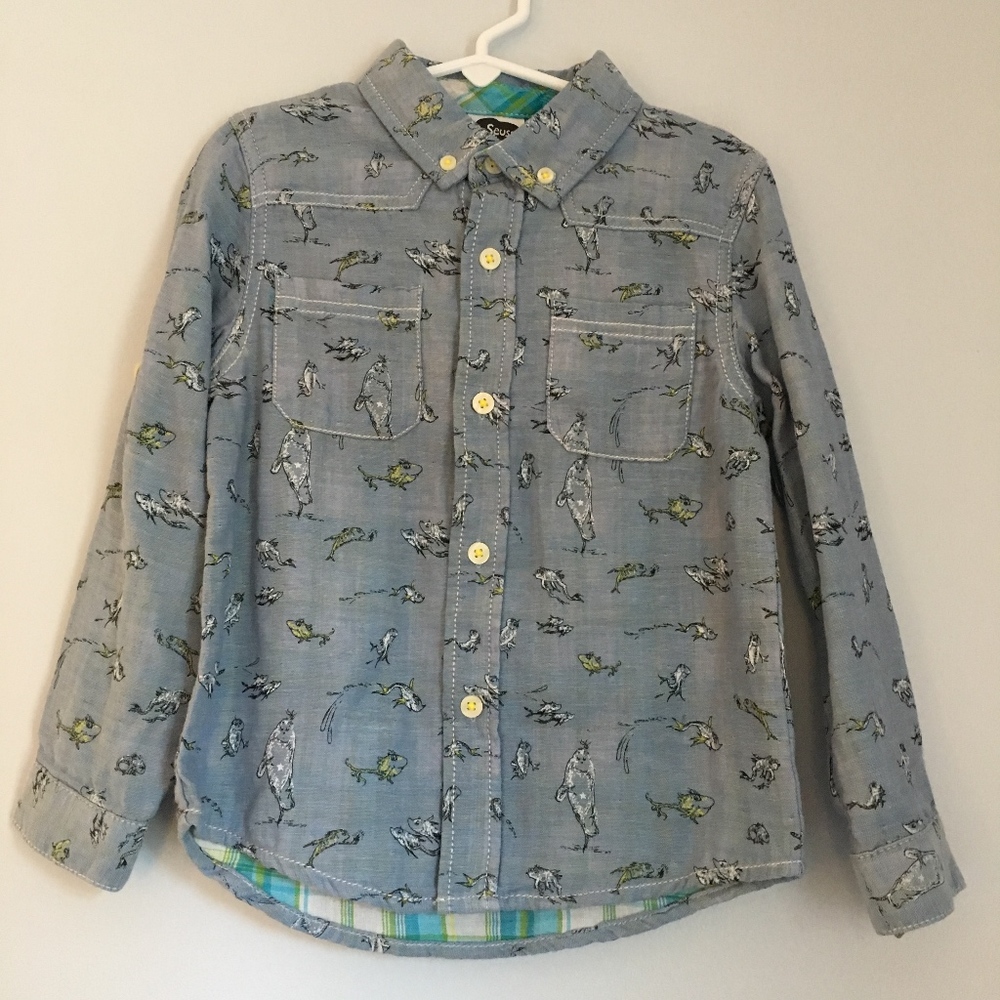 NWOT Dr. Suess One Fish, Two Fish Shirt
